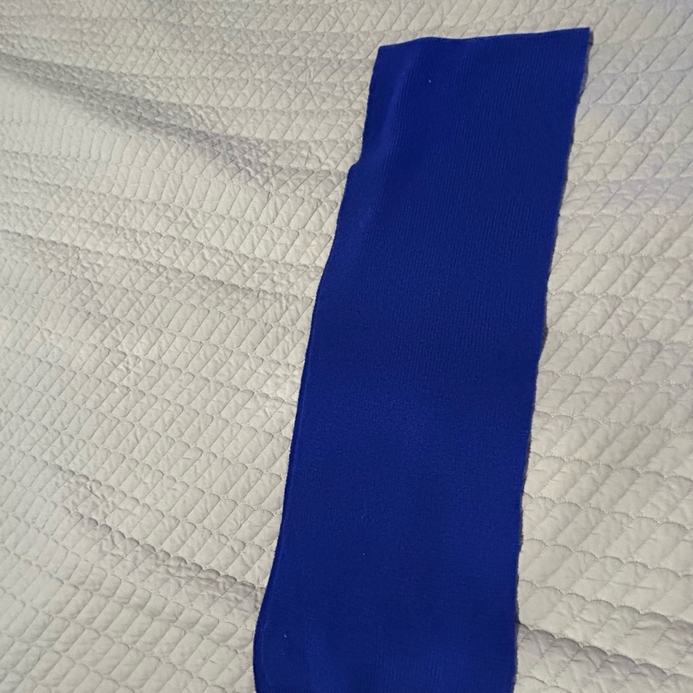 Vibrant Blue Merino Wool Scarf (Unisex)!